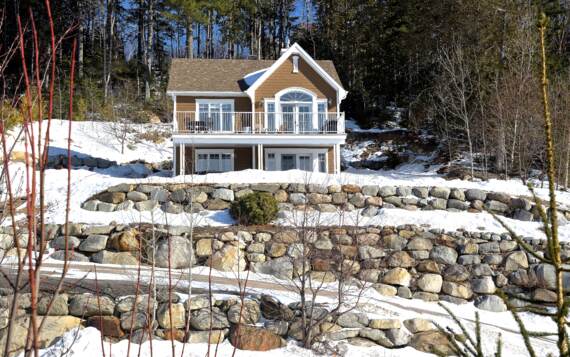Cottage to rent all included for 2 or 4 persons with private hot tubs