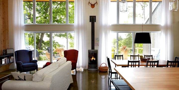 Poêle vitré chalet vacances Estrie