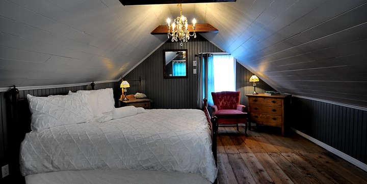 Chambre des maîtres chalet pour 2 avec spa privé