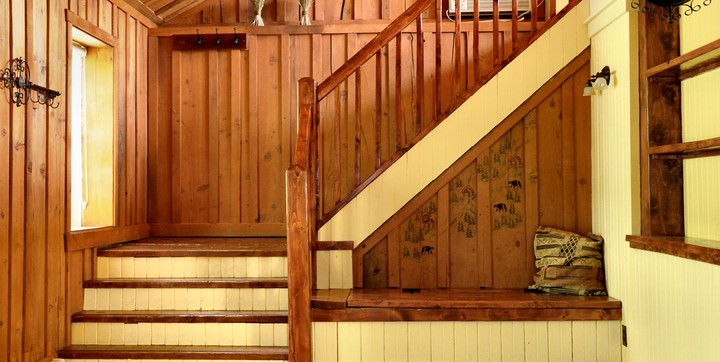 Escalier maison de campagne mauricie Gros Pin